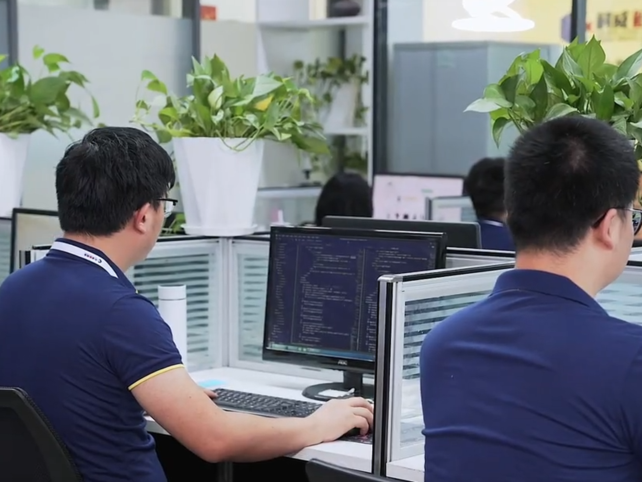 合肥网站改版升级怎么收费？页面重做和功能新增报价区别